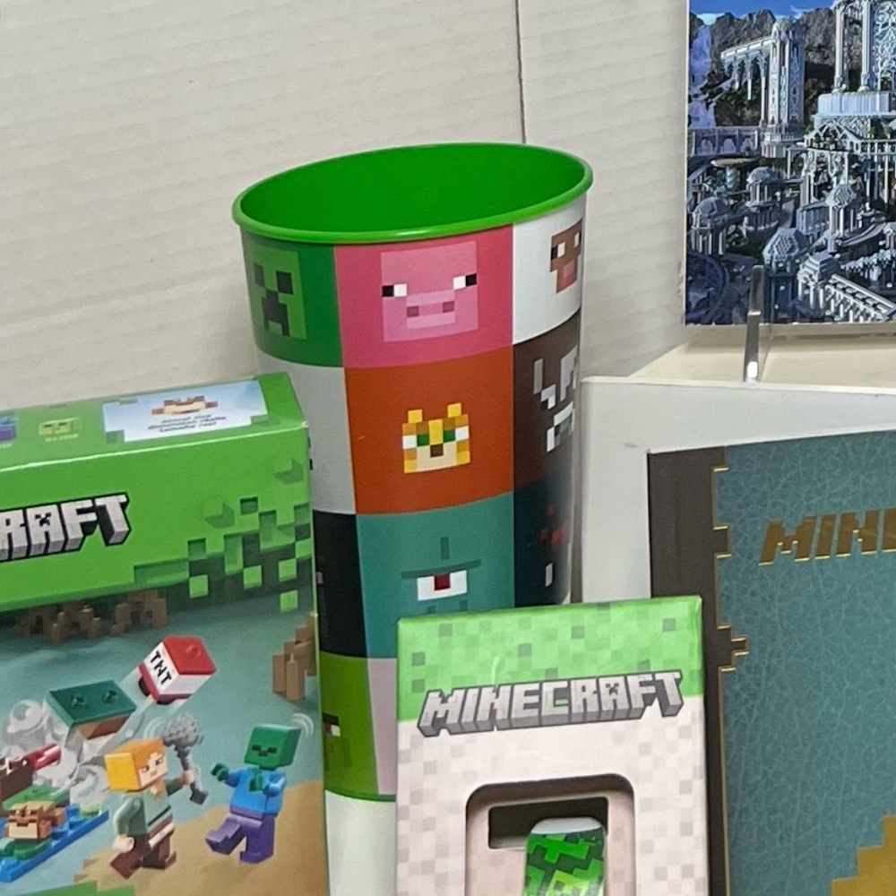 MINECRAFT MANIA GIFT SET - Picture 15 of 15